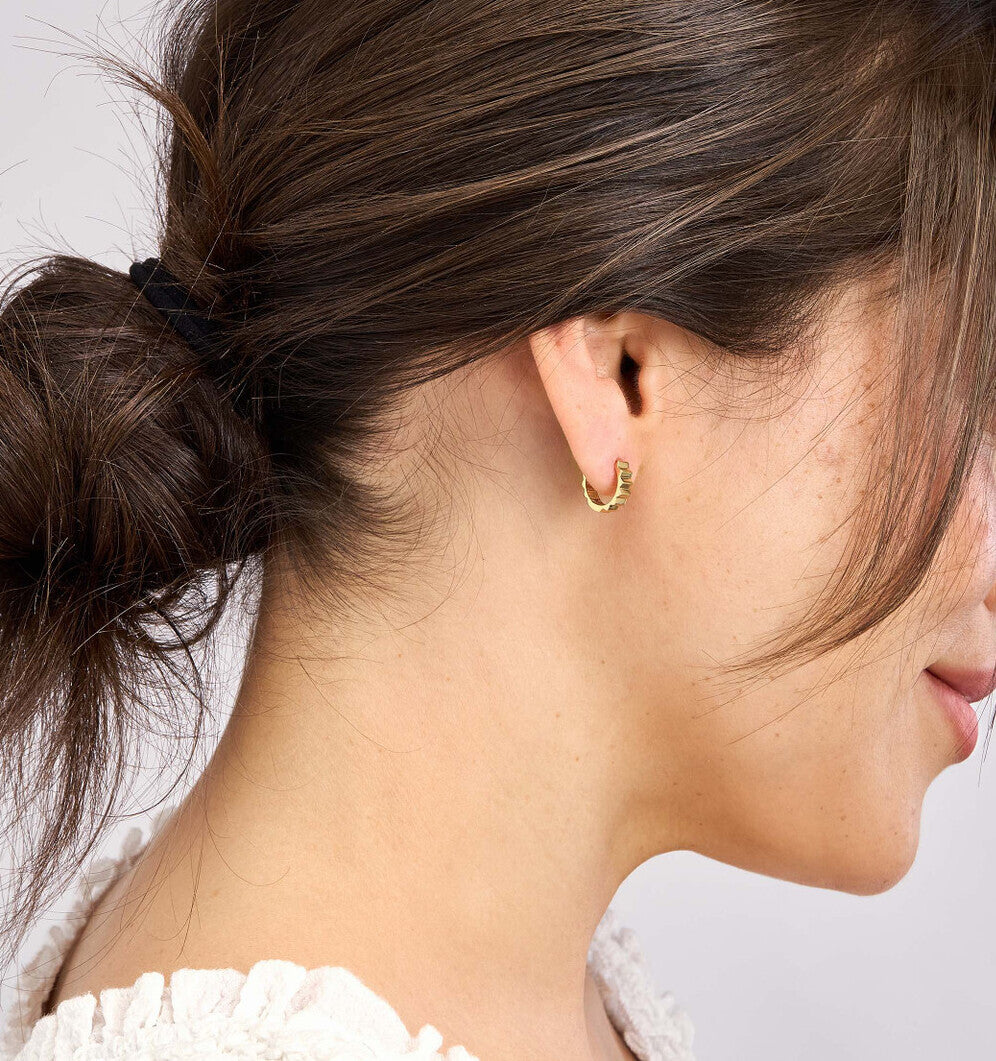 14K Yellow Gold Sunburst Huggie Earrings